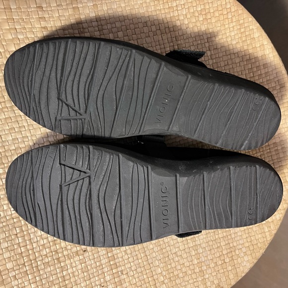 Vionic Shelby Mary Jane Black Suede size 8 - Picture 9 of 11